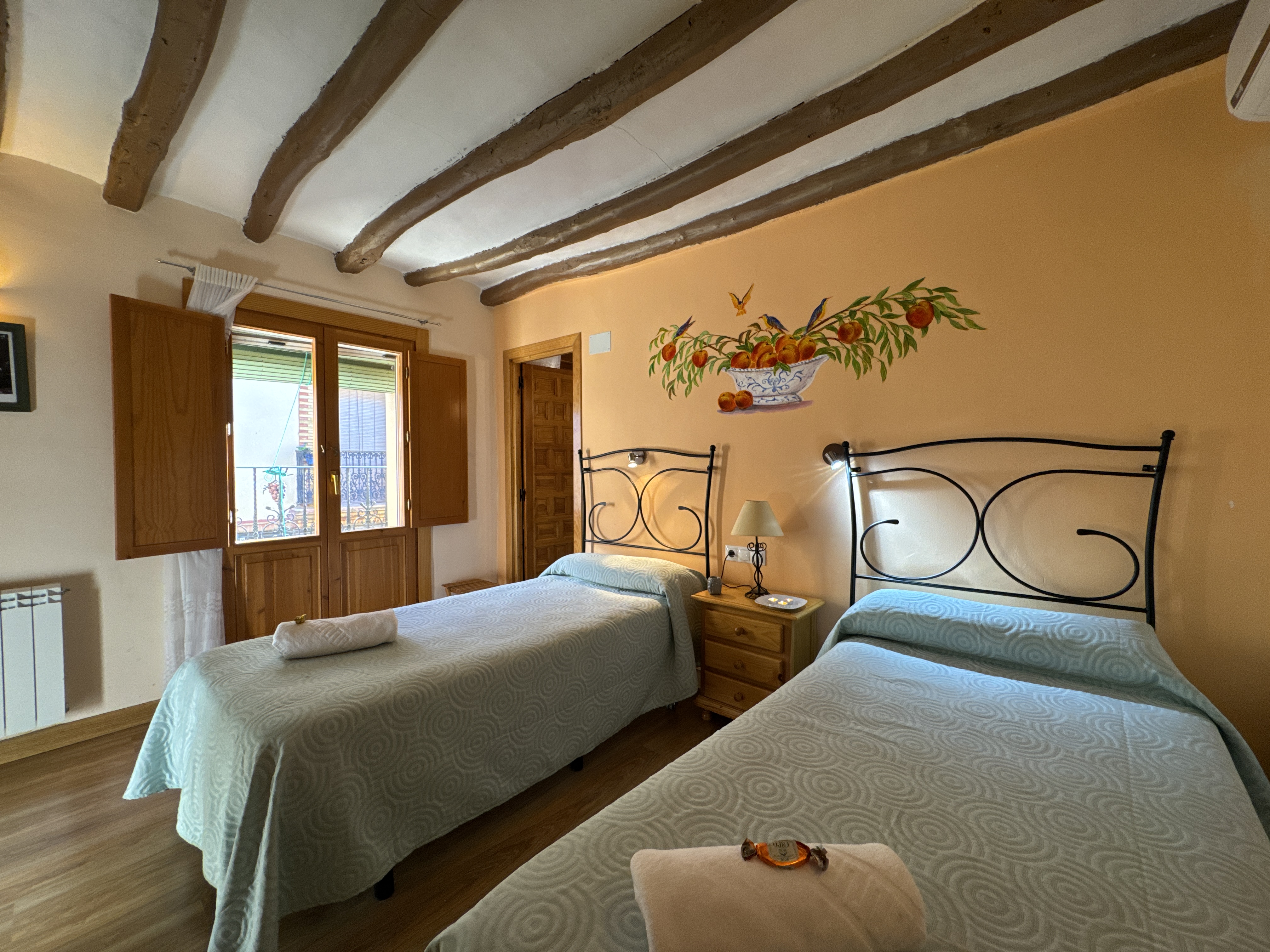 Habitación El Melocotón detalle